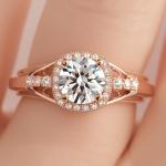 Halo Cluster Diamond Pendant